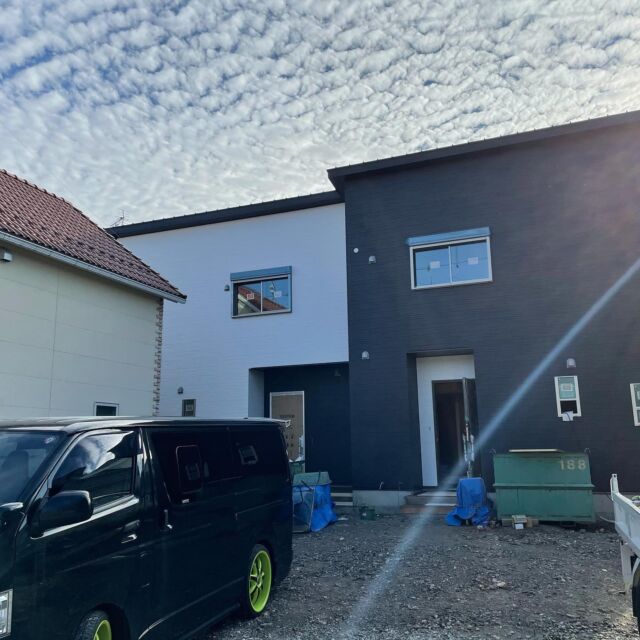 笠松町松栄町新築借家の足場が取れて外観が見れるようになりました。

#ワークス不動産 #笠松町 #新築 #借家
#借りるマイハウス